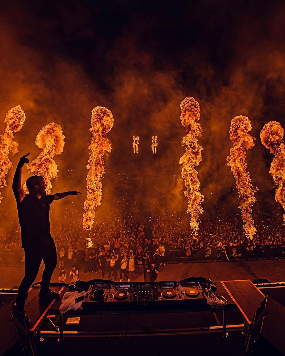 Alexander Nicholas 🔊 tweet media