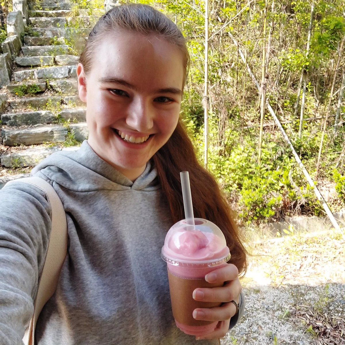 Super schöne Zeit🥰😍🥰

#안동 #안동여행 #다산서원 #선성수상길 #한복