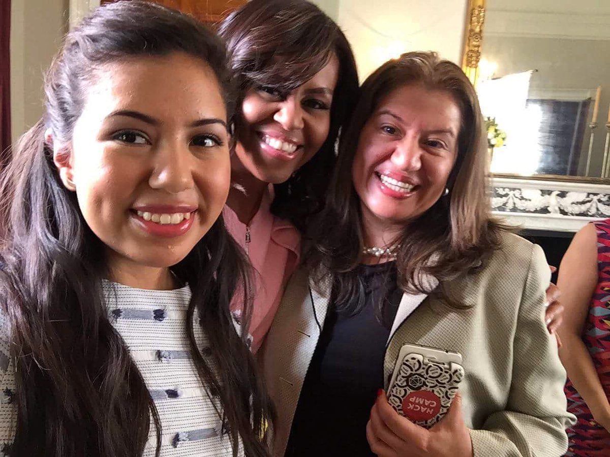 A very Happy Mother’s Day to the very best mami in the whole wide world 🥰 My #1 cheerleader. I’d be nowhere without you. Te amo &lt;3