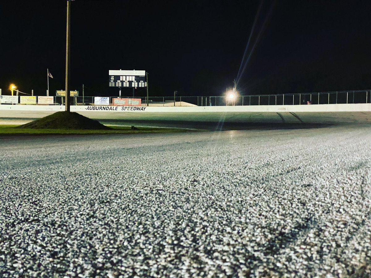 AnnouncerJake's tweet photo. Busy weekend is wrapped up following Twin 50 Features for the @SrlSportsman Hard to believe our season is more than halfway over already. Love getting to do what I do. Gonna be another busy week with some big news coming soon! #shorttrackracing #sportsannouncing #QuietTrack 🎤🏁 https://t.co/ldEhgPeCQY