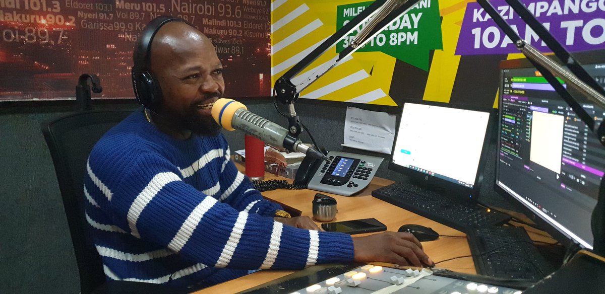 Good morning. Captain wako @Alex_Mwakideu yupo ndani ya number one breakfast show #AlexNaWilbrodaMilele tayari kukuelimisha na kukuburudisha. Unategea ukiwa wapi?