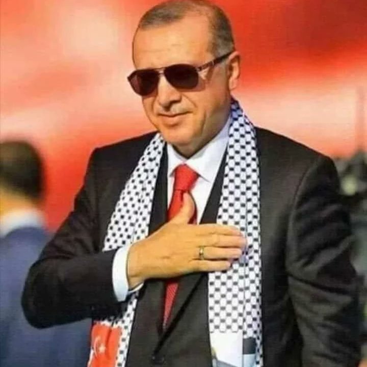 AboMorad71's tweet photo. ياودود ياودود ، ياذا العرش المجيد يامبدىء يامعيد يافعالا لمايريد  أسألك بنور وجهك الذي ملأ أركان عرشك وأسألك بقدرتك الذي قدرت بها على جميع خلقك وأسألك برحمتك التي وسعت كل شيء  لا إله إلا أنت يامغيث أغثنا وانصر واحفظ وأعز الاسلام على يد عبدك رجب طيب #أردوغان
#الانتخابات_التركية https://t.co/a1zco61Ce3