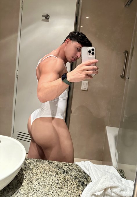 Good night https://t.co/XTTS3ks5wf