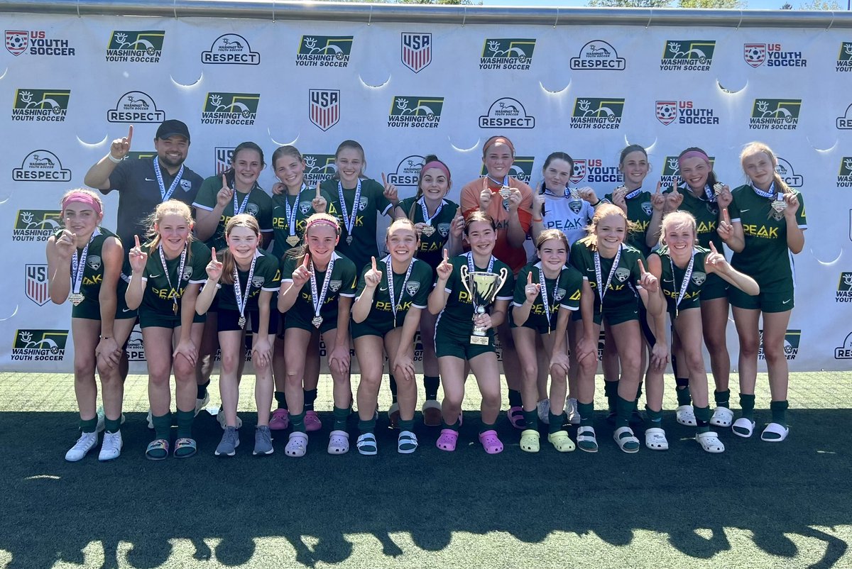 cfc_cascadefc's tweet image. PRESIDENTS CUP CHAMPIONS 🏆

Congratulations to our G08 Green and Coach Shane. The girls won the Presidents Cup Final 3-1!
⚽️ Morgan
⚽️ Morgan
⚽️ Olivia

#CascadeFCG08Green
@WAYouthSoccer
@StarfireSports 

#developingexcellence #wearecascade #wearecfc