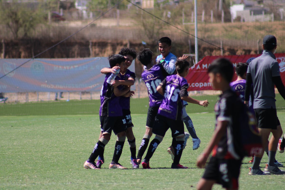 MazatlanFC's tweet image. FELICIDADES, CAMPEONES 🏆

Nuestros equipos, #Sub11, #Sub12, y #Sub13, se coronaron en la @CopaMazatlan. 

Ese es el camino, ellos son los Cañoneros del futuro, ellos seguirán #ARREbatando ⚓️