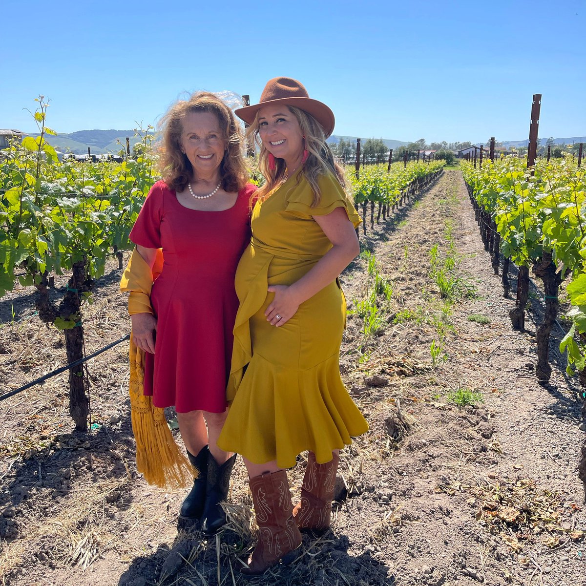 Happy Mother’s Day 🌹🍷

Wishing all of the beautiful + inspiring mamas a Feliz Día de las Madres. We’re fortunate to be adding another chica to our growing familia of strong Ceja women. Sending all of the mamas besos y abrazos! #MothersDay 

Con amor,
 <a href="/AmeliaCeja/">Amelia Ceja</a> &amp; <a href="/DaliaCeja/">Dalia Ceja Swedelson</a>