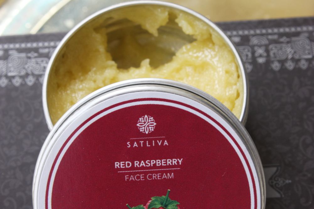 Satliva Red Raspberry Face Cream. #beauty #beautysecrets #skincareroutine bit.ly/2SjSIXg