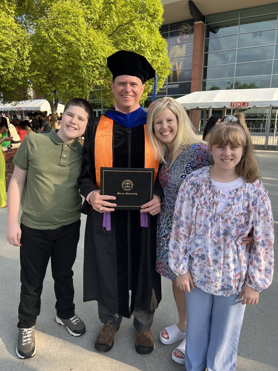 ThriftJason's tweet photo. Nothing cooler than walking across the stage and shaking hands with the Prez as he says, โCongrats, doctor.โ๐ I made it, along with my classmate Paula, aka Dr. Sutton. Congrats to all the grads this year. Class of 2023! #graduation #mercernursing #mercercarebear #merceralumni https://t.co/UkgNVHX8mH