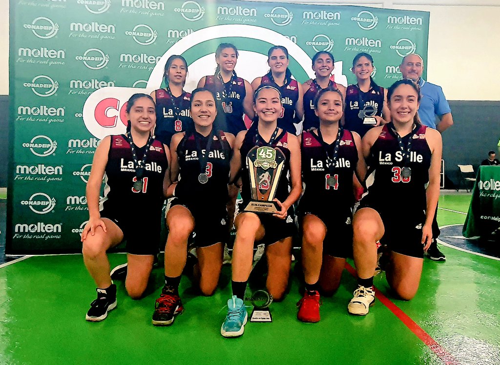 CONADEIPmx's tweet photo. 🏆🏀 Pódium del Campeonato Nacional de Basquetbol de 1.ª Fuerza Femenil 2023:
🥇 @ucuauhtemocags
🥈 @LaSalle_MX
🥉 Colegio Victoria
#BasquetbolCONADEIP https://t.co/VaaQWfcXcb