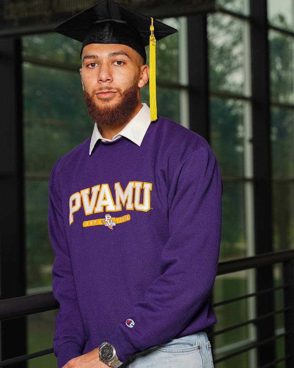 B.L.A.C.K. tweet media