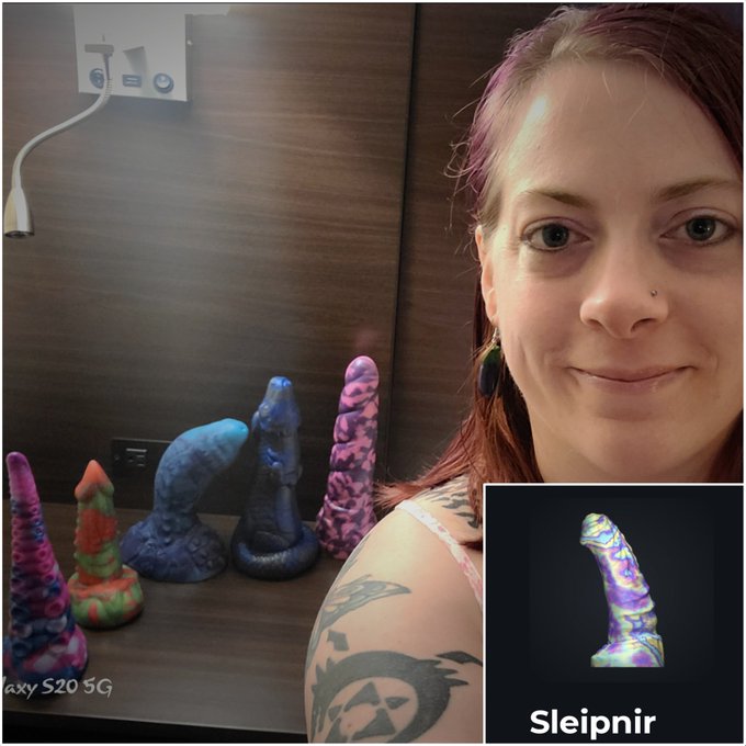#BadDragon #dildo #toys #fantasy #silicone. Got new one on the way!! https://t.co/o2W4GSIwaA<a href="/tag/baddragon"class="tags">#BadDragon</a><a href="/tag/dildo"class="tags">#dildo</a><a href="/tag/toys"class="tags">#toys</a><a href="/tag/fantasy"class="tags">#fantasy</a><a href="/tag/silicone"class="tags">#silicone</a>