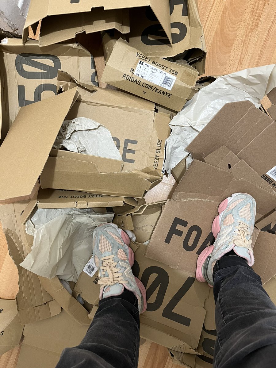 igglepuff's tweet image. 👑
@JoeFreshgoods