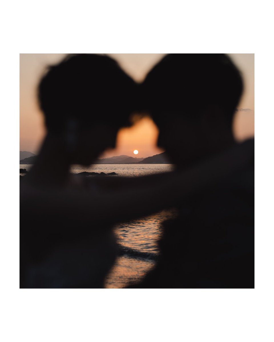 Yuuto22Graphics's tweet photo. sunset/wedding day... https://t.co/3i2cbE3TgA