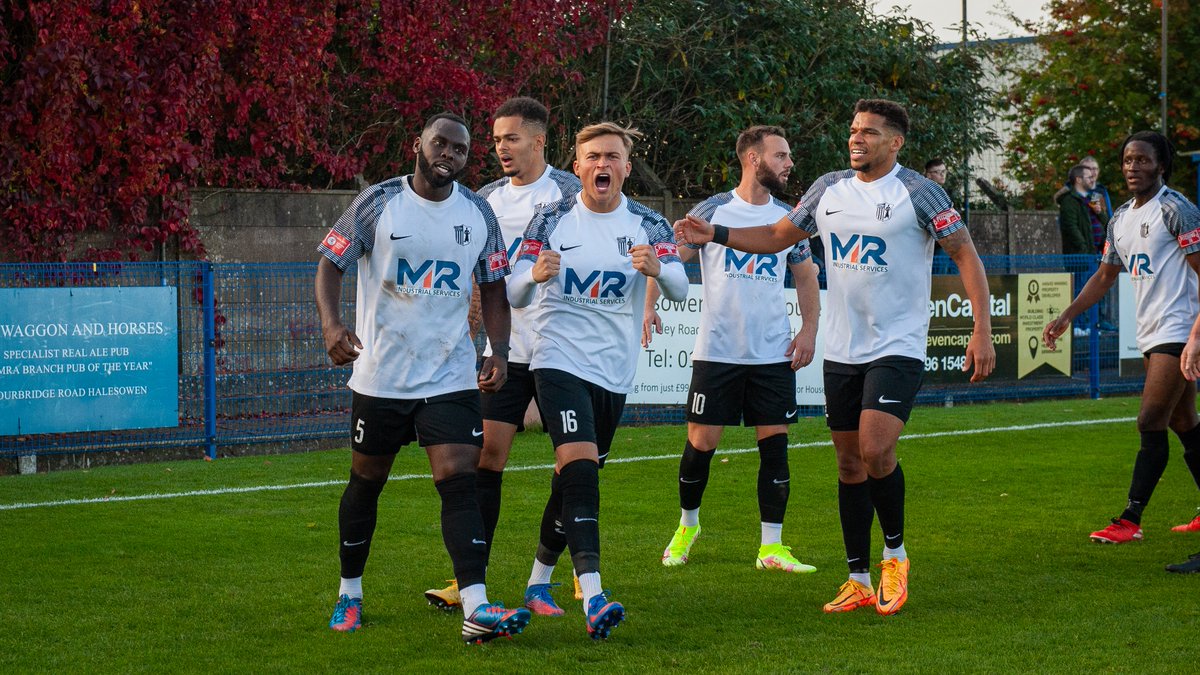 Jim Darrah (@jimdarrah908) on Twitter photo <a href="/corbytownfc/">Corby Town FC</a> '22/'23 Manager's Player of the Year - <a href="/mattyslinn8/">Slinn</a> <a href="/chuckmiddleton/">Chuck Middleton</a> @JonDunhamNT <a href="/NorthernPremLge/">The Pitching In Northern Premier League</a> <a href="/corbytownfc/">Corby Town FC</a> '22/'23 Manager's Player of the Year - <a href="/mattyslinn8/">Slinn</a> <a href="/chuckmiddleton/">Chuck Middleton</a> @JonDunhamNT <a href="/NorthernPremLge/">The Pitching In Northern Premier League</a>