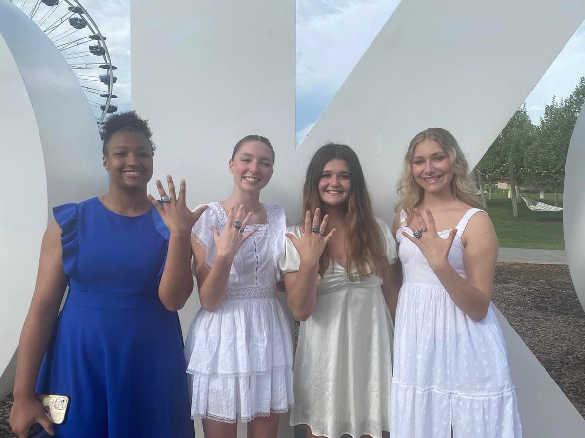 MacKenzi Bass tweet media