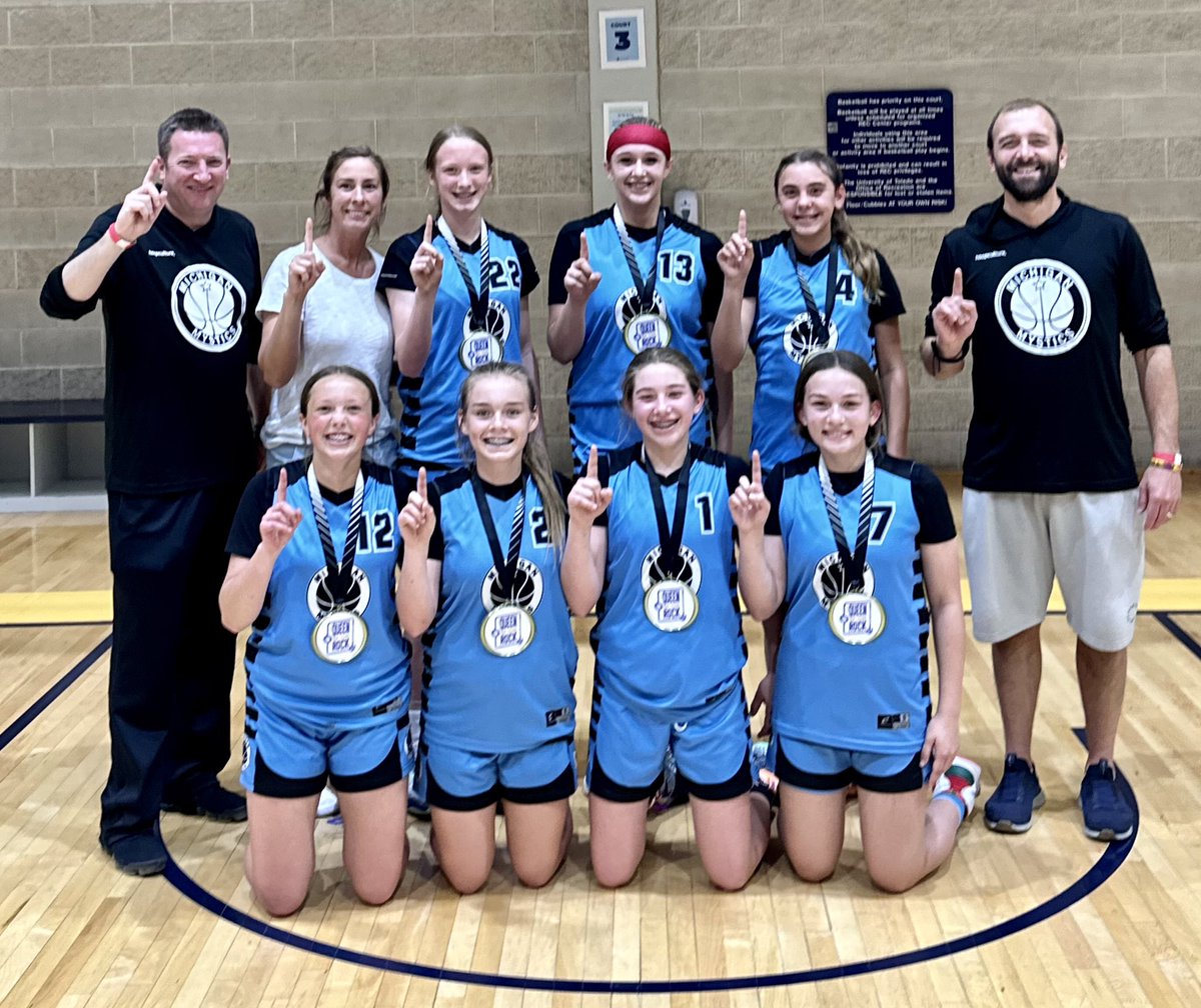 MIMystics28's tweet photo. Tough field of teams this weekend at the University of Toledo “Queen of the Rock”. Took down an absolute Indiana powerhouse in the finals. Got better during the game and flat out won this! So proud of these players. Oh yeah, Happy Mothers Day! https://t.co/gSupoHTAcG