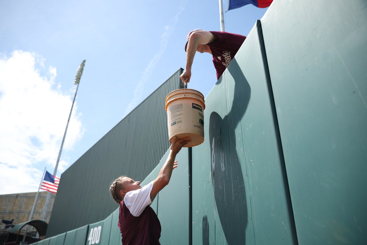 AggieBaseball's tweet photo. The Real MVPs 

🐐 @aggiefieldstaff https://t.co/imj1ViwEUW