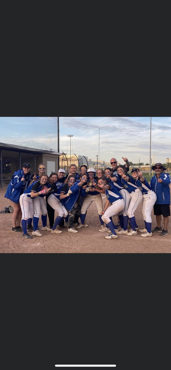 L’Anse Creuse Softball tweet media