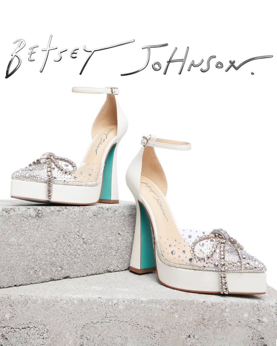 Betsey Johnson tweet media