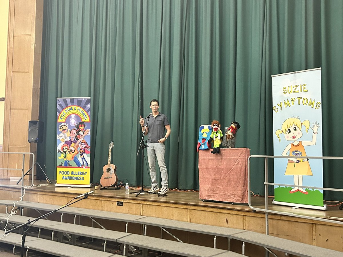 Stratford School tweet media
