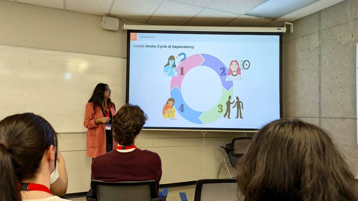 SaraAhmed_psych's tweet photo. I had a wonderful time attending @ConnectingMinds in BC with @areeej_sr, @MonicaSaysHello and our amazing supervisor Mike 🥰 Thank you to everyone who attended my talk and asked questions! HUGE shoutout to the organizers for a fun and well organized conference! 👏 https://t.co/mtiahQbSEL