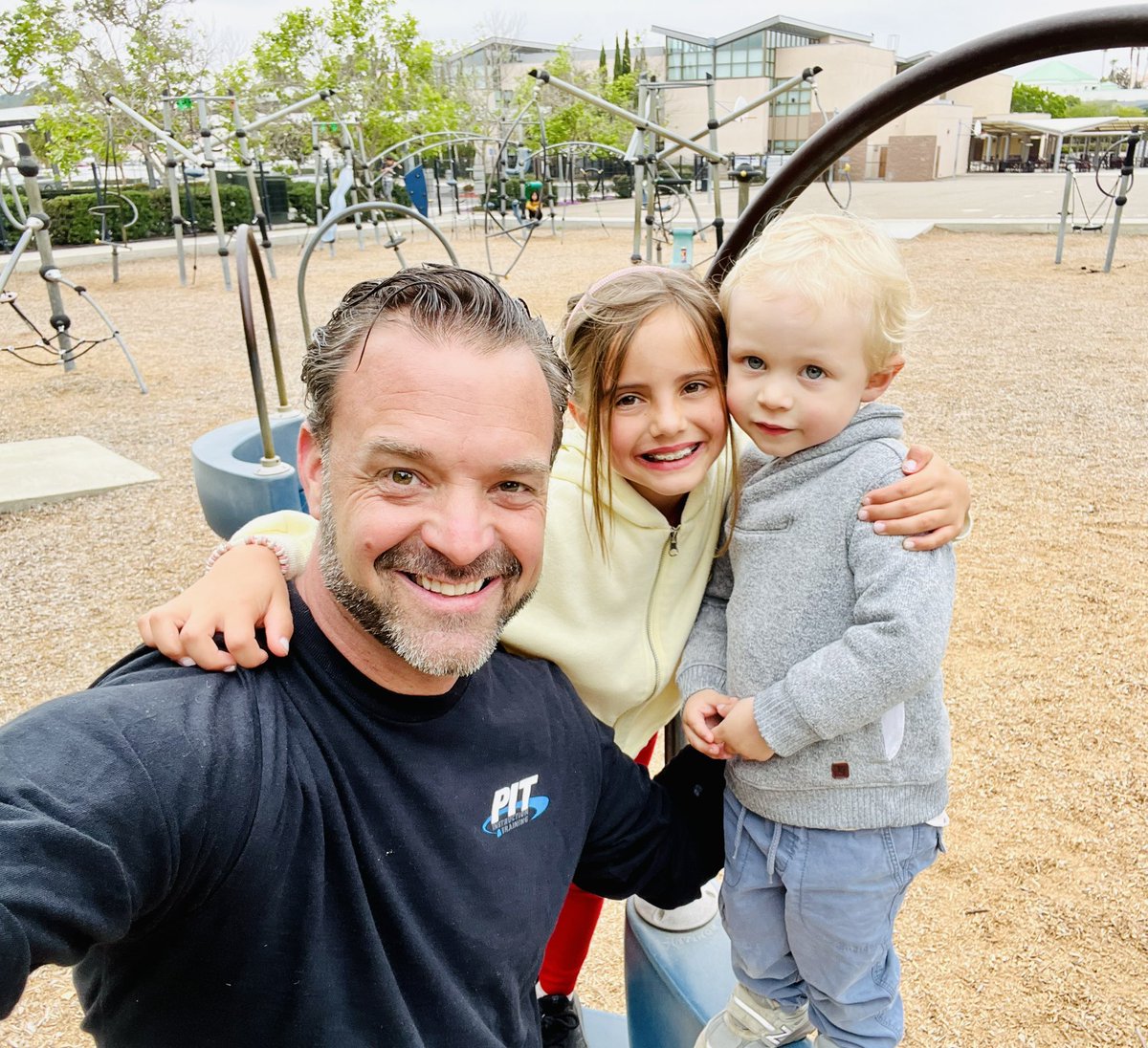 RussllCollin's tweet image. Giving back a little time to Mom today.  @Jeanblu8219 @JuliFinneyUA @GBieloszabski #momentsthatmatter #positivecontribution #happymothersday