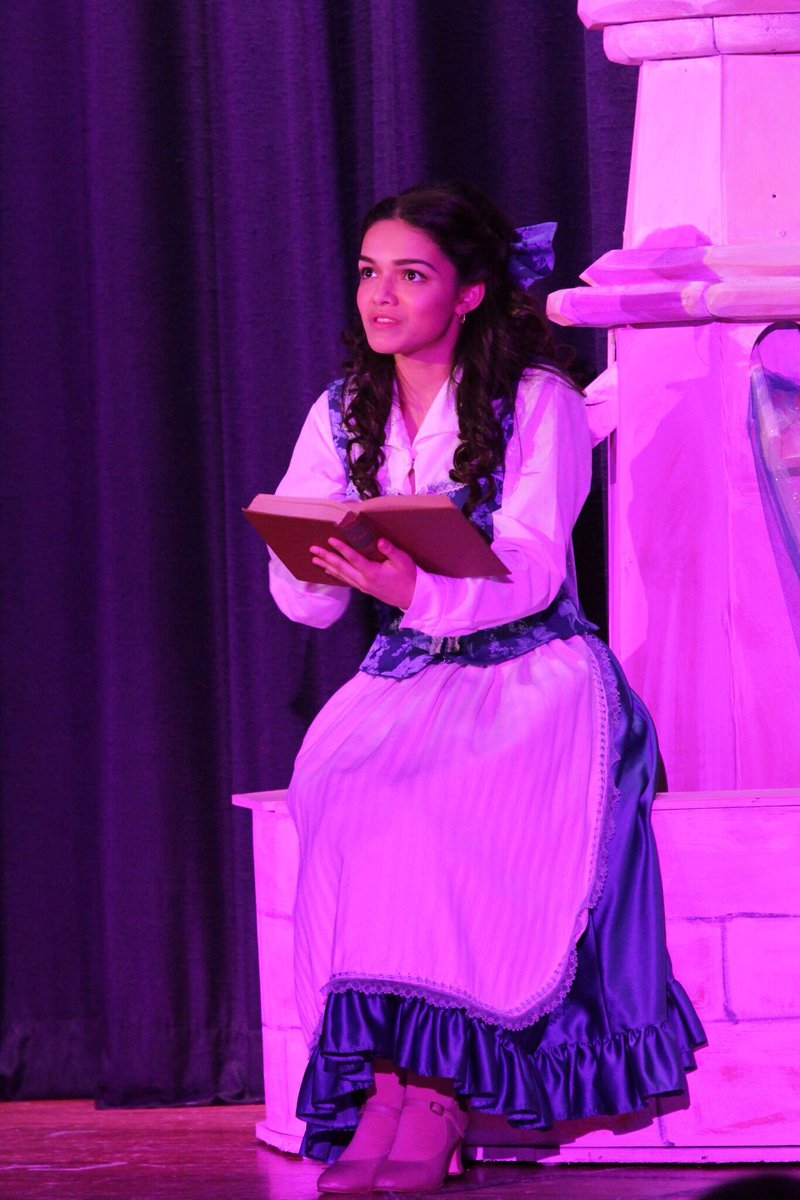 rachel zegler (she/her/hers) tweet media