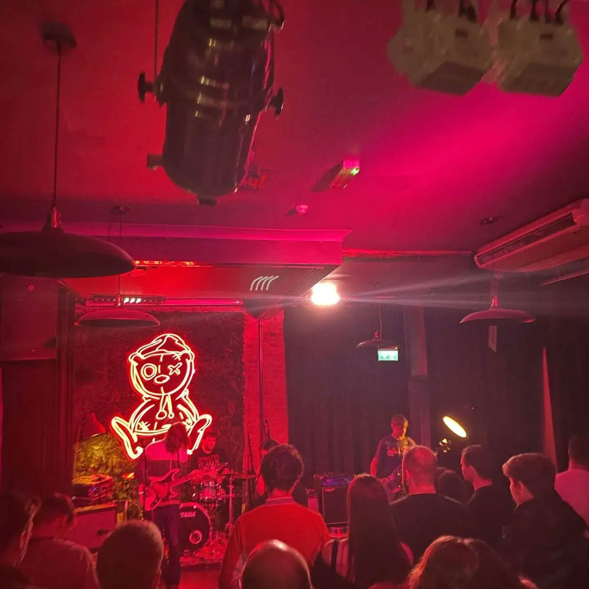 Chartists23's tweet image. Tiny Rebel, Cardiff

@EurekasBand 

@TheRogues__