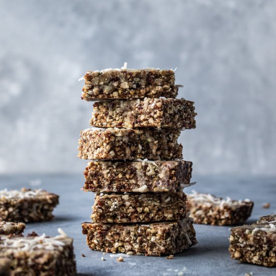 CoskeyBerry's tweet photo. Homemade Gluten Free Muesli Bars. #snacks #foodlover https://t.co/modQDNbmsZ https://t.co/PhnpOjwI53