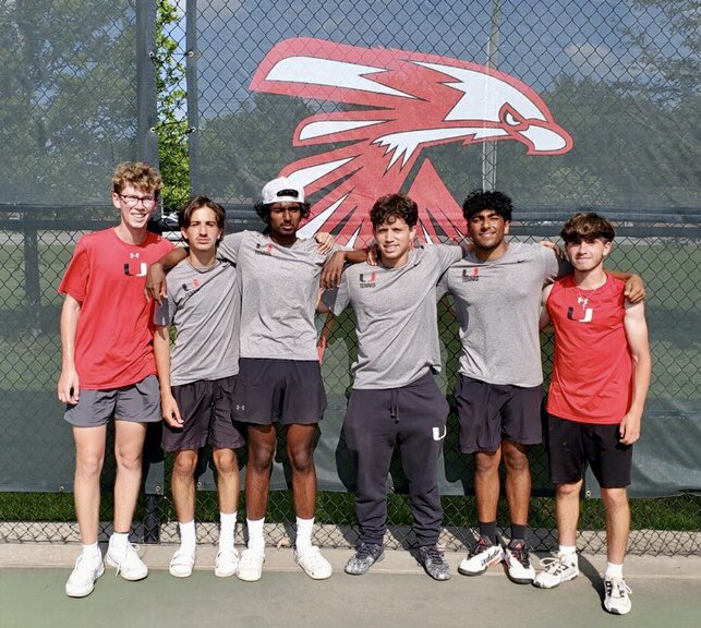 UHS Freshman Academy tweet media