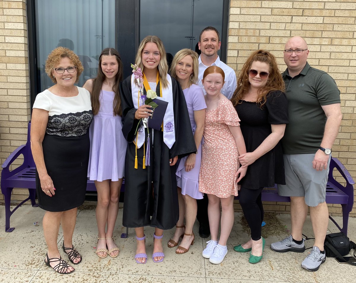 So very proud of this young lady! Her hard work, dedication and weekly (well… it seemed like weekly) 7:30am Statistics and Physics reviews paid off! Reagan graduated with high honors today. Excited for your next chapter!Can’t wait to see what you will achieve next <a href="/reagan_goetz/">Reagan Goetz</a>.