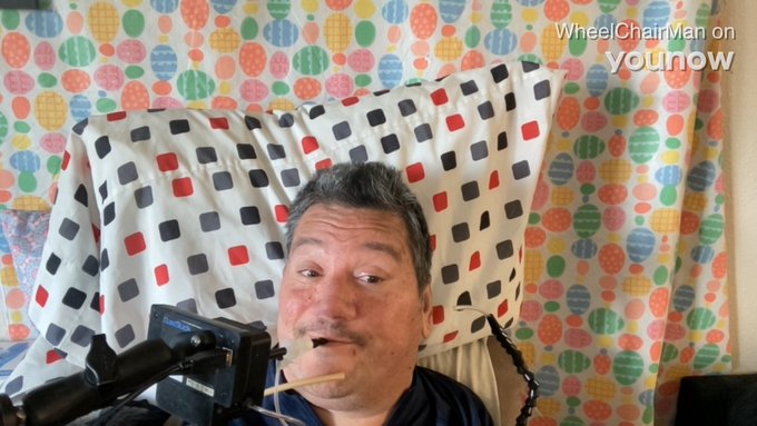 Mandy - 🔴 LIVE @wheelchairman_ on #YouNow https://t.co/fSdwB1PuG7 https://t.co/Y9skJputH4