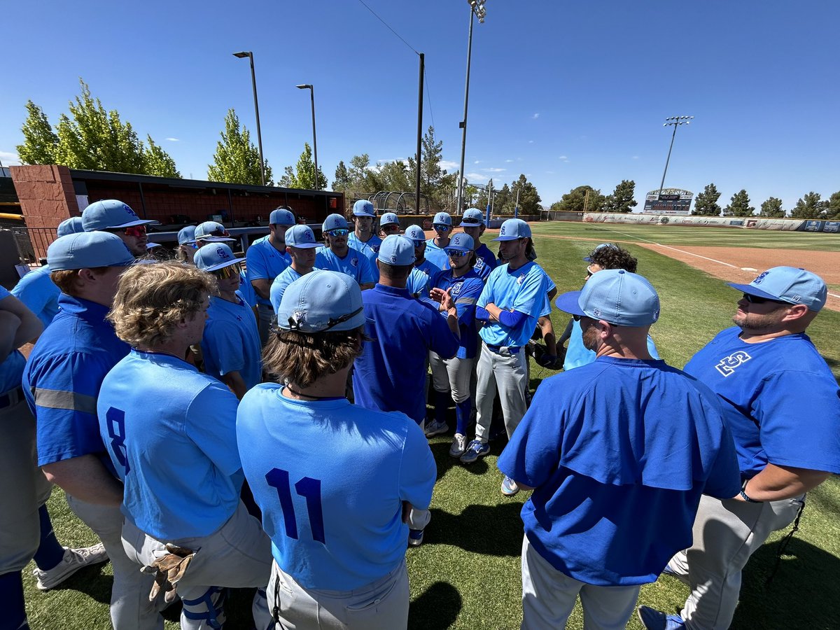 slccbruins's tweet image. The stage is set for the West District Championship!

The Bruins will represent Region 18, with Pima representing Region 1, and Southeast and McCook representing Region 9

The tournament will take place at Christensen Field in Beatrice, NE on May 18-20 #RoadToGJ @JUCOWorldSeries