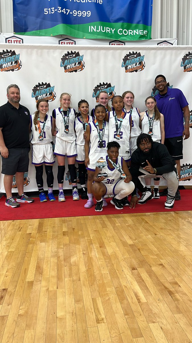 Always a great time when we link up <a href="/LexCrossover/">𝐋𝐞𝐱𝐢𝐧𝐠𝐭𝐨𝐧 𝐂𝐫𝐨𝐬𝐬𝐨𝐯𝐞r @UANextGHoops</a> <a href="/layla_flynn11/">layla flynn</a> <a href="/Kaleigh_Potts3/">Kaleigh Potts</a> <a href="/ellie_lavey/">Ellie Lavey</a> <a href="/KelsieLawson7/">Kelsie Lawson</a> <a href="/evie_hall23/">Evie Hall</a>