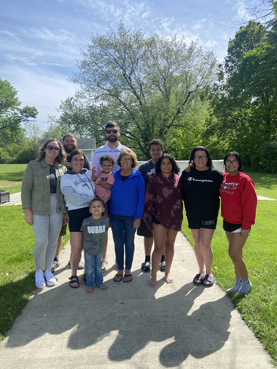 raknotts07's tweet photo. happy mother’s day 🩷 https://t.co/2DAmbzPEeT