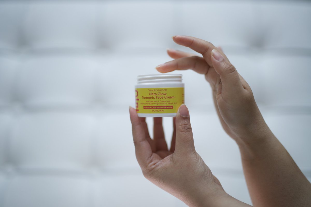 Miss_namy90's tweet image. If you are a brand looking for some commercial product photography get in touch. 
I have still few slots available for May and June .

#productphotographer #UGCcreator #productshoot #ugccreators #productphotography #ukphotographer