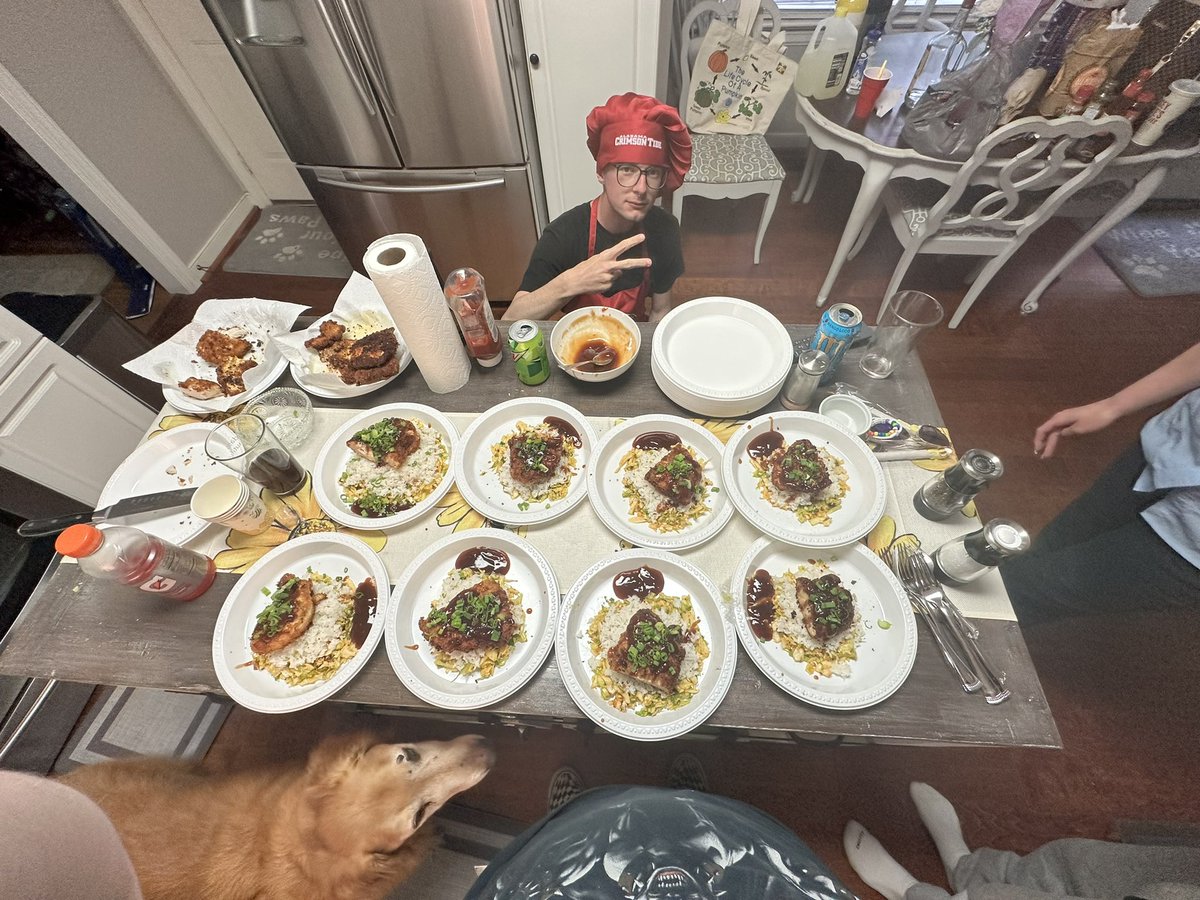 groiIet's tweet photo. fuckin on yall in this kitchen https://t.co/bFGCmU73RU