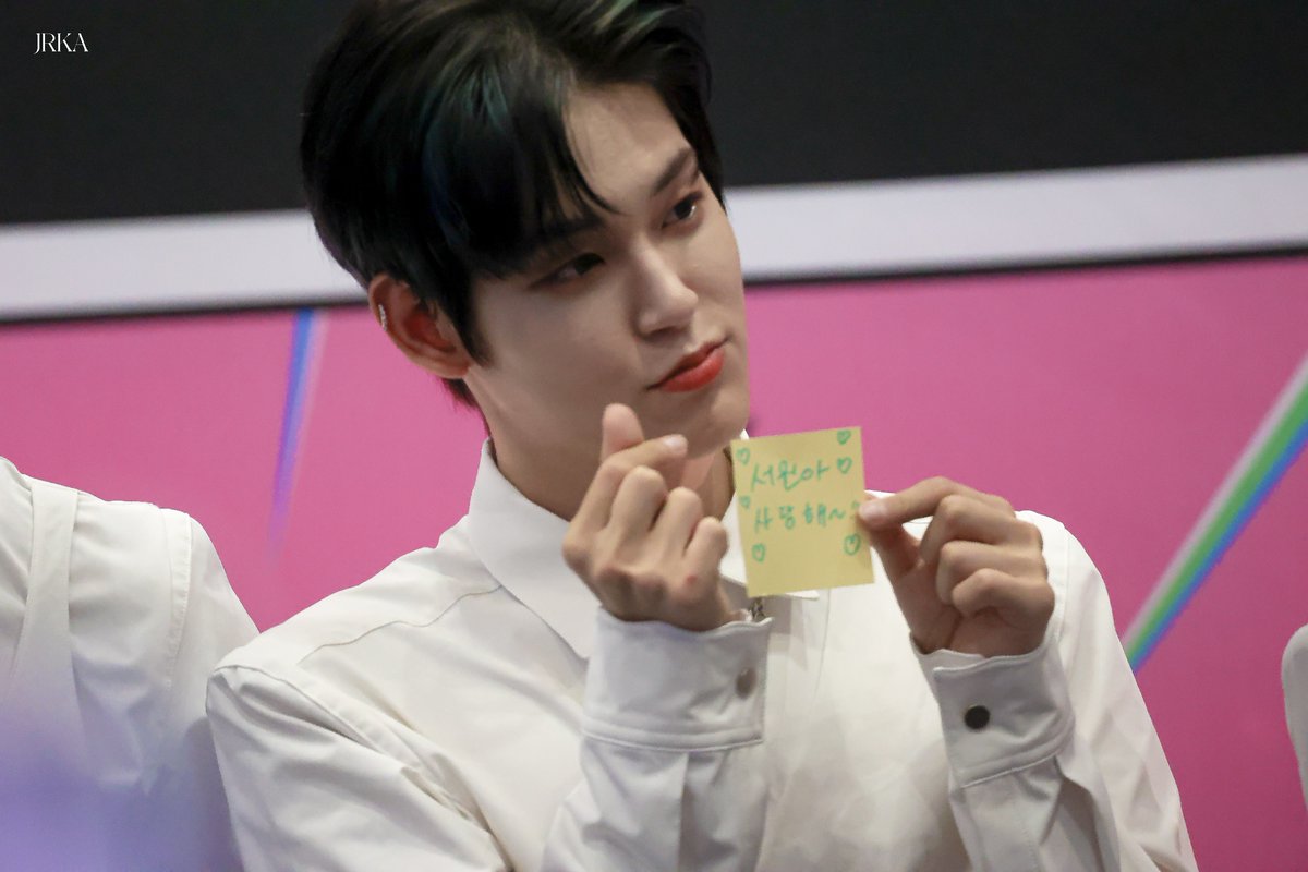_jrka_'s tweet photo. 230513 KCON JAPAN 🔖 

#NINEi #나인아이 #서원 #ソウォン #KCON2023JAPAN https://t.co/6hdbTtRQX1