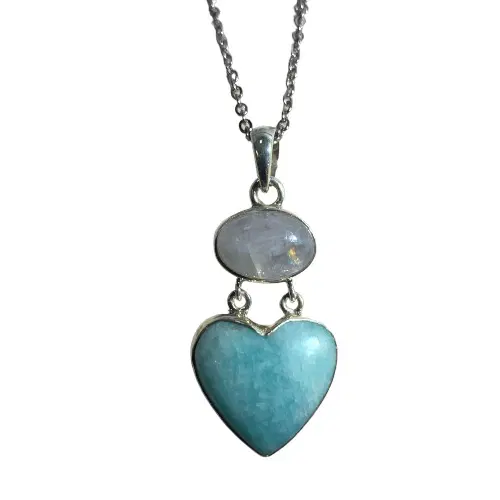InnovativeCrys1's tweet photo. This gorgeous Amazonite Pendant features a flashy moonstone cabochon 💙🤍

Both are set in sterling silver and include a stainless steel chain in sizes of 40cm, 45cm, 50cm, or 55cm in length.

#crystalsonline #crystalshopping #crystalhealing #crystaljewellery #amazonite https://t.co/v0SaaIYZAP