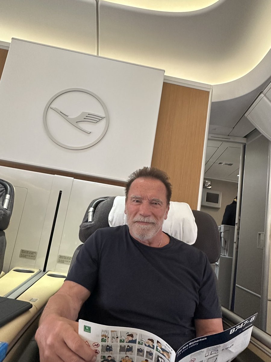 Schwarzenegger's tweet photo. En route to @ArnoldSCI for this year’s summit in Vienna. https://t.co/QbSp1aJuTL