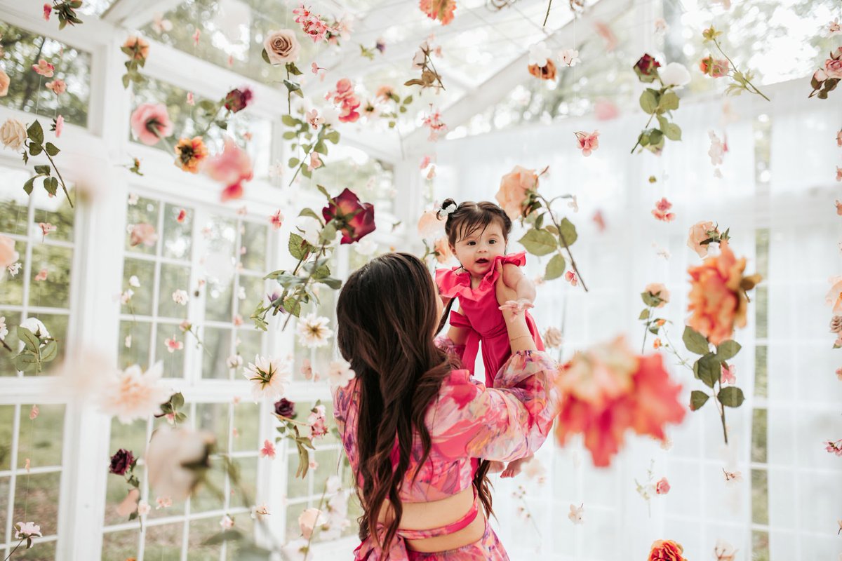_vkeissyy's tweet photo. feliz día de las mamis!! 🫶🏼 being your mom is the biggest &amp; greatest blessing there is, i love you forever my sweet baby girl🥹💕 https://t.co/4UfNbiOOcM