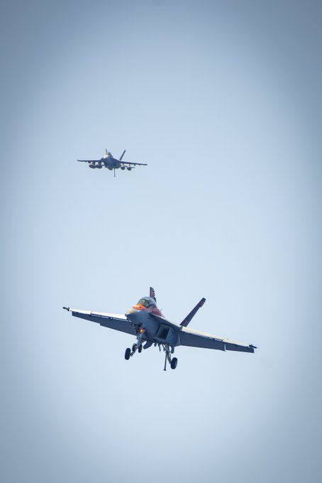 Badbumcy's tweet photo. #USSNimitz conducts flight operations in the #PhilippineSea, part of routine operations in the
@US7thFleet
area of responsibility in support of a #FreeAndOpenIndoPacific. #Readiness 📸: MC2 Caitlin Flynn 📷: MC3 Hannah Kantner https://t.co/D8AlZU03h8