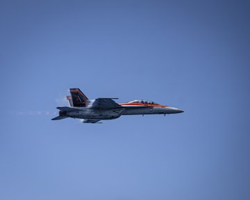 Badbumcy's tweet photo. #USSNimitz conducts flight operations in the #PhilippineSea, part of routine operations in the
@US7thFleet
area of responsibility in support of a #FreeAndOpenIndoPacific. #Readiness 📸: MC2 Caitlin Flynn 📷: MC3 Hannah Kantner https://t.co/D8AlZU03h8