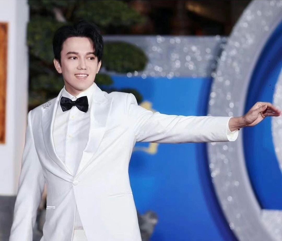 sindypps's tweet image. Por favor! @BBVA_Mex que el 24 de mayo se ilumine #TorreBBVA y festejemos el cumpleaños de nuestro querido #DimashQudaibergеn 
@BBVARe_mx 
@dimash_official 
@MahabbatDearDQ 
#Dears