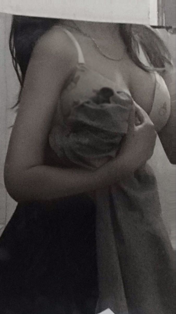 putri_260420's tweet photo. jam segini masih males bngt beraktivitas 
#SANGE_AAAAAAAAAAH #SANGE_AAAAAAAAAA #sangeberat #ceweksange #memekbecek #kontolgede #kontolinfoto https://t.co/68N4VQjhWP