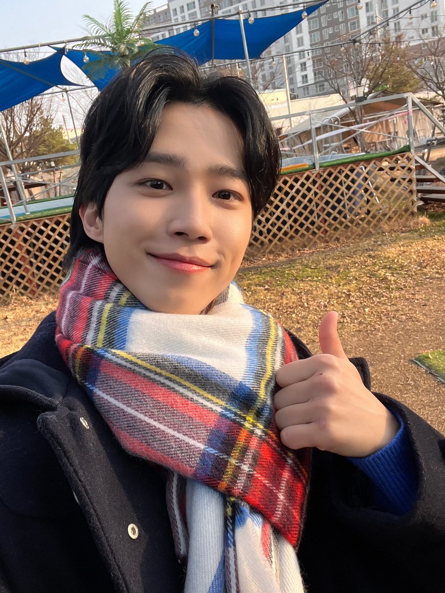 [📸] 서동성 대신 전해드립니다.

동성이 대신 전하는 엔피아 월요팅💪😉
월요일엔 동성이 생각 더 많이 하기💕

#NFlying #엔플라잉 #서동성 #SeoDongSung