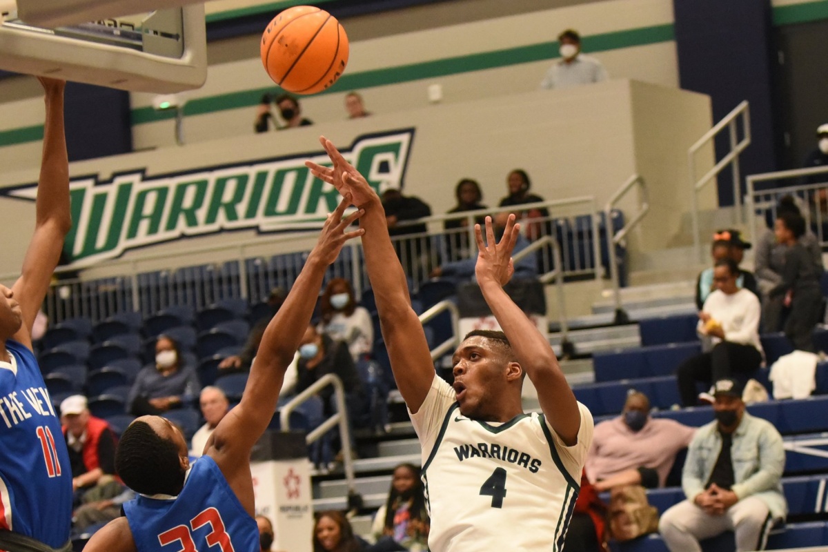 Coach says Trojans getting good one in Williamson's son: Link Year Prep coach Jordan Grant said Arkansas-Little Rock is getting a prospect with big upside in Creed Williamson, the son of former Arkansas great and NBA player Corliss Williamson. dlvr.it/Sp2WJt
