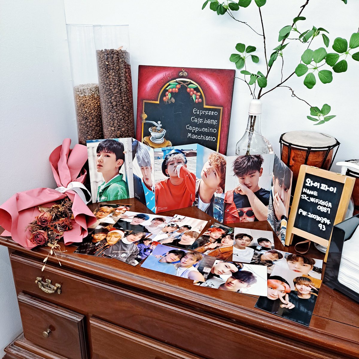 Anyway_toJH's tweet photo. 📍카페 브라운시티 본점
#기억을_넘어_너와_함께한_곳으로_514
#Amidst_the_Memories https://t.co/4Hn3Y7qCEc