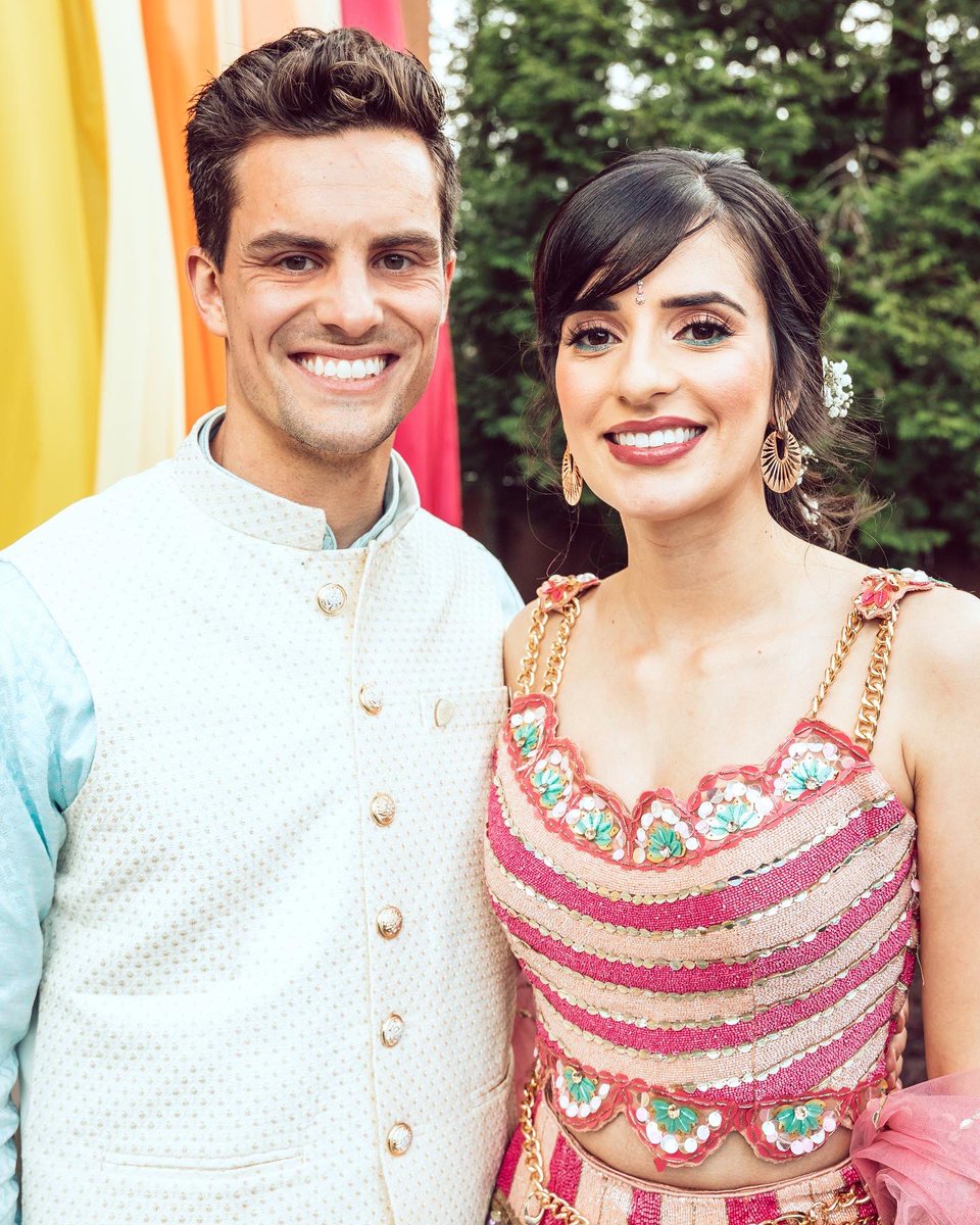 ambISH1n's tweet photo. Happy 1 year wedding anniversary to my main man. Glad to be renewing the marriage subscription this year (with an upgrade- babie hunny monkey) https://t.co/e1X7Ej2FSV