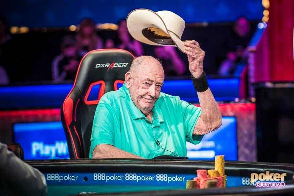 CodigoPoker tweet media